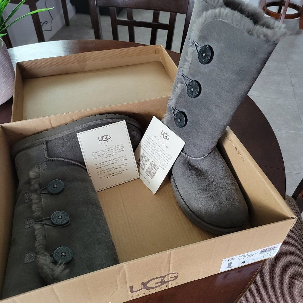 UGG Australia W Bailey Button Triplet W/Grey